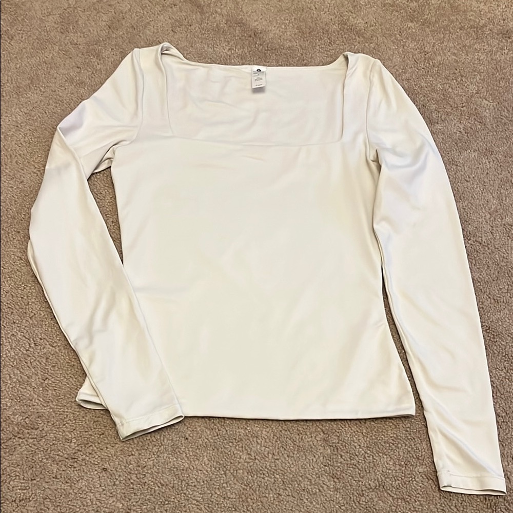 Elegant White Long Sleeve Top